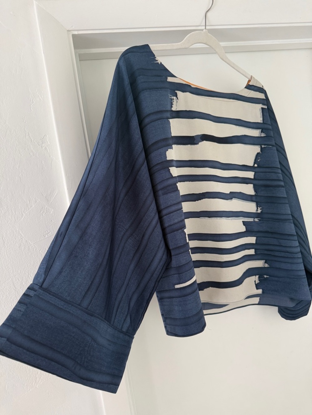 Rachel Roy Navy Ivory Striped Women's Top Silk Quiet Luxury Casual Office XL